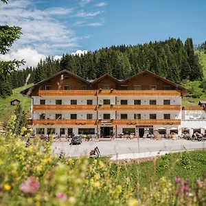 Laguscei Dolomites Mountain Arabba